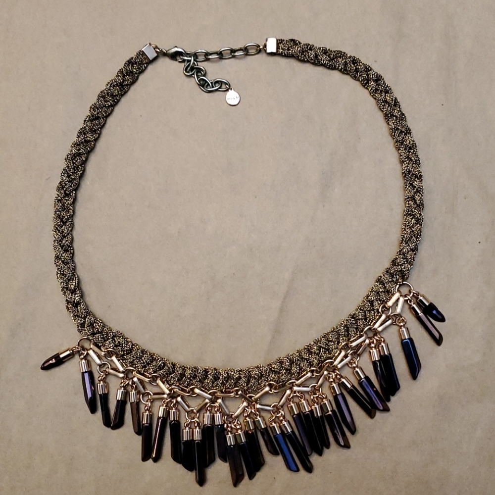 Statement necklace